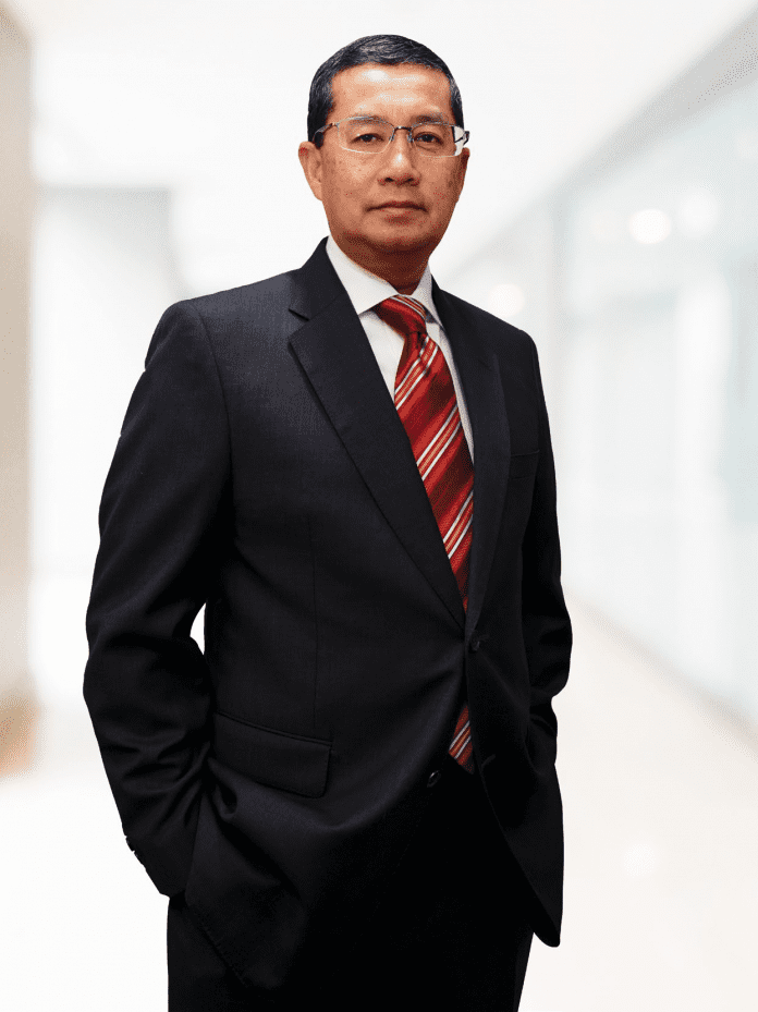 Datuk Mohammad Azlan Abdullah GCEO, Projek Lintasan Kota Holdings Sdn. Bhd. (PROLINTAS) Datuk Mohammad Azlan Abdullah GCEO, Projek Lintasan Kota Holdings Sdn. Bhd. (PROLINTAS)