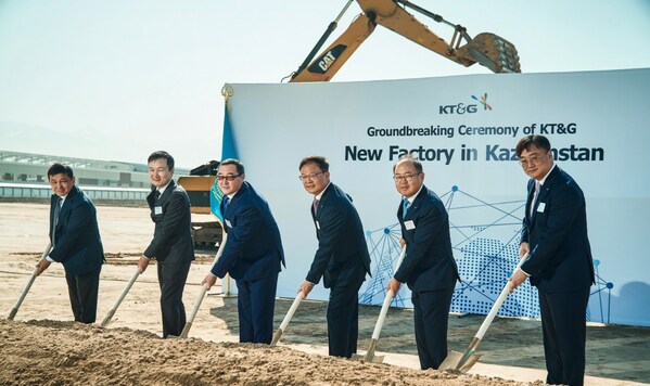 KT&G held a groundbreaking ceremony for its new state-of-art manufacturing plant in Kazakhstan on October 11, 2023. The picture shows KT&G CEO Mr. Bok-In Baek (third from the right) and the Governor of Almaty Marat Sultangaziyev (second from the left) are posing for a photo at the ceremony.