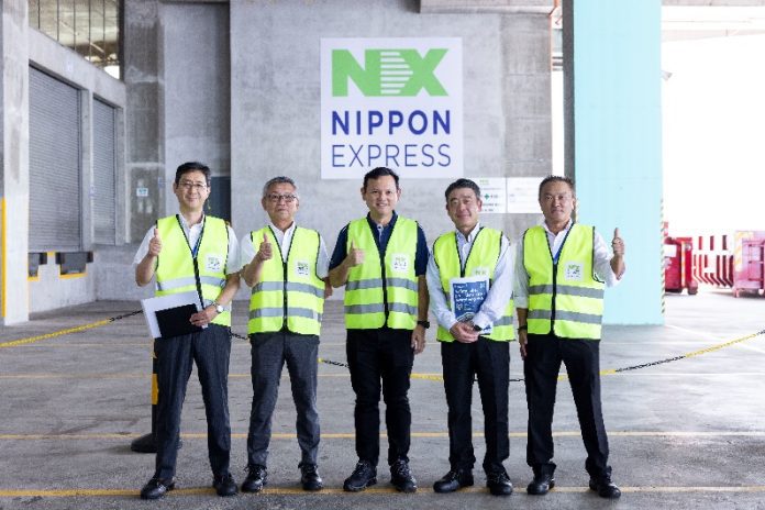 Singapore Senior Minister of State Visits NX Singapore