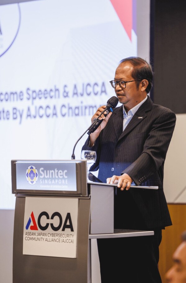 Photo: Welcome Speech & AJCCA Update by Dr. Rudi Lumanto, AJCCA Chairman Photo: Welcome Speech & AJCCA Update by Dr. Rudi Lumanto, AJCCA Chairman