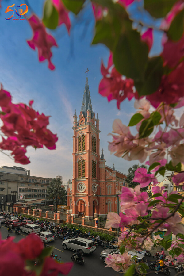Tan Dinh Church – the unique pink church that captures every traveler's Tan Dinh Church – the unique pink church that captures every traveler's