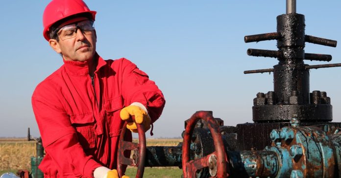 design-pressure-vessels-with-confidence-join-petrosyncs-asme-section-viii-training-for-code-compliant-excellence