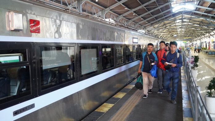 KAI DAOP 8 Surabaya Catat Kinerja Operasional Tinggi di Semester 1 Tahun 2025