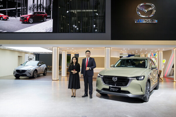 Mazda Indonesia in GIIAS 2025: Unveils Two Leading SUV Line-ups, The New Mazda CX-3 Kuro and The New Mazda CX-60 Sport, Offering a Top Experience in a Modern-Minimalist Booth Mazda Indonesia in GIIAS 2025: Unveils Two Leading SUV Line-ups, The New Mazda CX-3 Kuro and The New Mazda CX-60 Sport, Offering a Top Experience in a Modern-Minimalist Booth