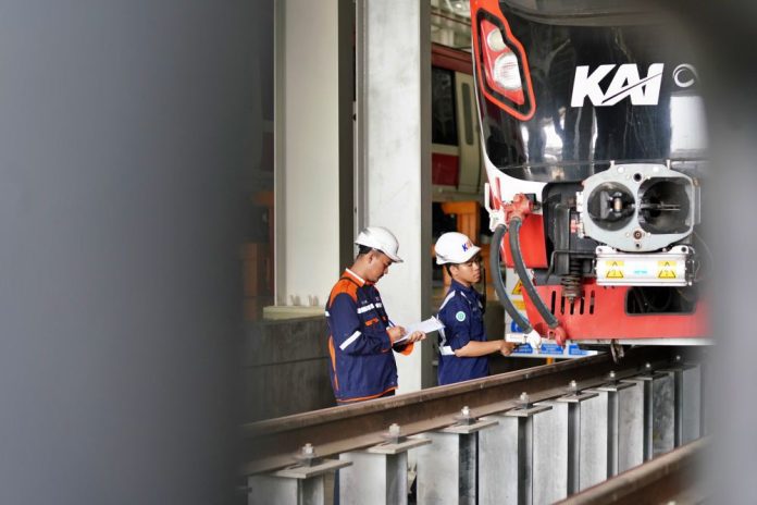Perjalanan LRT Jabodebek Ditambah, KAI Pastikan Perawatan Sarana Tetap Optimal
