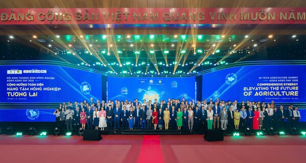 More than 500 delegates representing the Government, Academia, Businesses, Banks, and Farmers from Vietnam and abroad gathered at AgriS Agro Day 2025 More than 500 delegates representing the Government, Academia, Businesses, Banks, and Farmers from Vietnam and abroad gathered at AgriS Agro Day 2025
