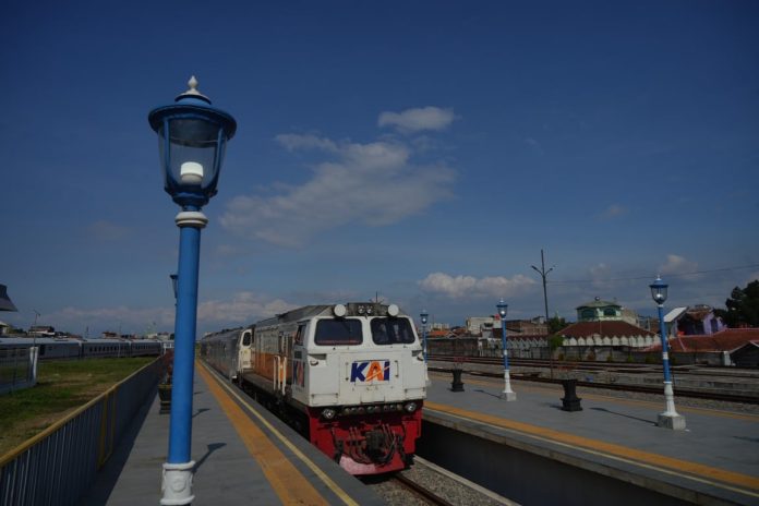 Antisipasi Aksi Unjuk Rasa di Kota Bandung, KAI Daop 2 Bandung Berhentikan KA Turangga di Stasiun Kiaracondong, Penumpang Dihimbau Datang Lebih Awal ke stasiun
