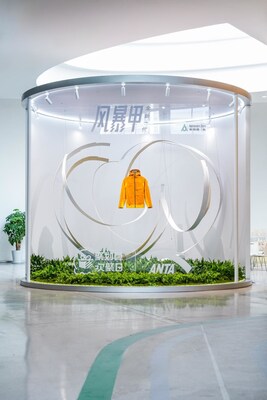 Debut of the new-generation ANTA Waterproof Jacket equipped with AEROVENT ZERO (installation on site) Debut of the new-generation ANTA Waterproof Jacket equipped with AEROVENT ZERO (installation on site)