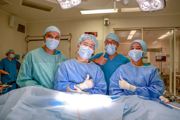 (2nd from left) Dr. Roger Anthony Idi, Consultant Urologist at Prince Court and Professor Imran Mushtaq, Consultant Paediatric Urologist at Great Ormond Street Hospital, together with the visiting observer surgeon and operating theatre nurse (2nd from left) Dr. Roger Anthony Idi, Consultant Urologist at Prince Court and Professor Imran Mushtaq, Consultant Paediatric Urologist at Great Ormond Street Hospital, together with the visiting observer surgeon and operating theatre nurse
