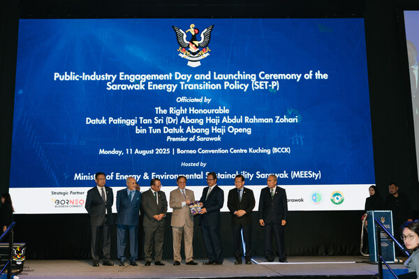 Premier of Sarawak, The Right Honourable Datuk Patinggi Tan Sri (Dr) Abang Haji Abdul Rahman Zohari bin Tun Datuk Abang Haji Openg, officiates the Public-Industry Engagement Day and Launching Ceremony of the Sarawak Energy Transition Policy (SET-P) at Borneo Convention Centre Kuching (BCCK) on 11 August 2025, hosted by the Ministry of Energy & Environmental Sustainability Sarawak.