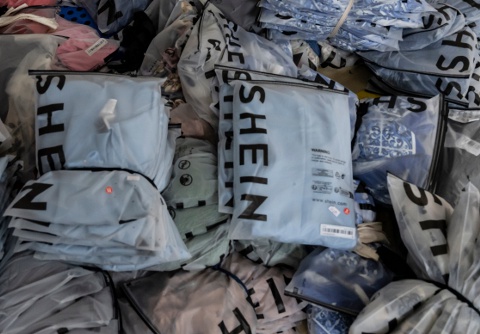 AAG - the daily fast fashion