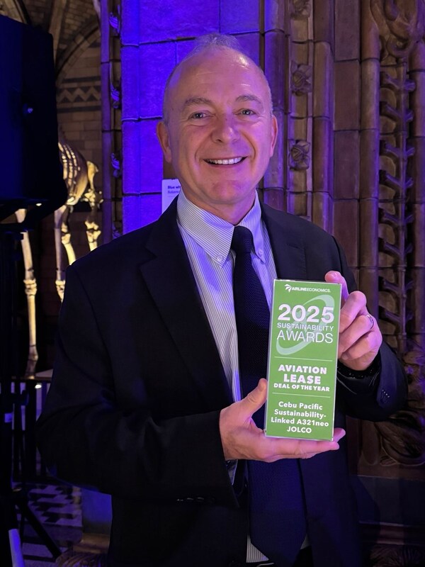 Cebu Pacific CEO Michael Szucs receives the Sustainability Aviation Lease Deal of the Year Award at the 2025 Airline Economics Sustainability Deals Awards held in London September 17, 2025