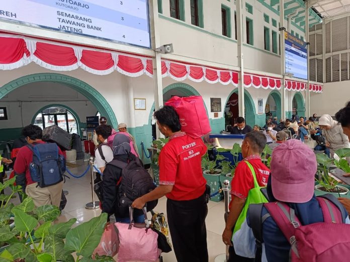 KAI Daop 1 Jakarta Perpanjang Waktu Rekayasa Pola Operasi perjalanan KA, untuk Antisipasi Kemacetan dan Rekayasa Lalu Lintas Jalan Hingga 5 September 2025