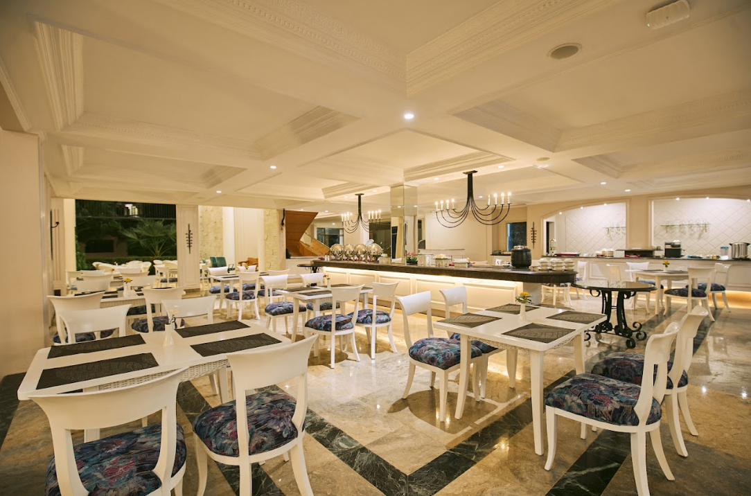 Suasana Resto