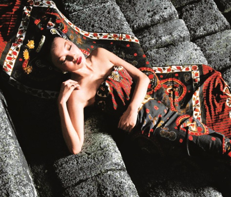 batik main