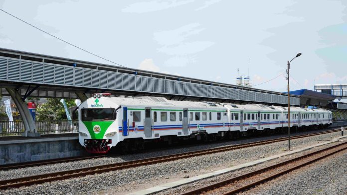 Dukung Program Prioritas Pelayanan Kesehatan Utama Presiden RI, KAI Daop 8 Surabaya Hadirkan Rail Clinic Dan Rail Library Di Stasiun Krian
