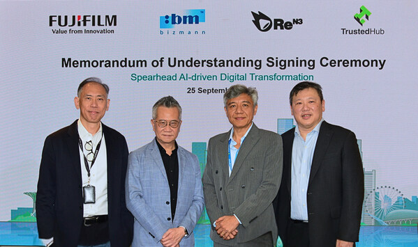 MOU Signing Ceremony to Spearhead AI-driven Digital Transformation. From Left to Right: Mr Wee Tee Hsien, CEO, FUJIFILM Business Innovation Singapore; Mr Ken Loke, CEO, Bizmann System; Mr Bryan Wong, CEO, Trusted Hub; Mr Dennis Sze, Chief Revenue Officer, ReN3.