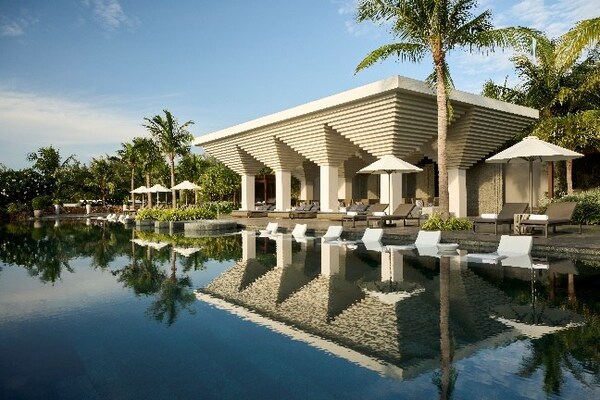 Marriott Cam Ranh Bay Resort & Spa, Ocean Bar