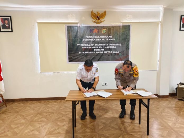 KAI Daop 1 Jakarta dan Polda Metro Jaya Tandatangani Pedoman Kerja Teknis Pengamanan Stasiun Gambir