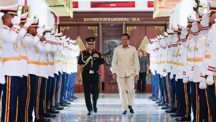 Kerja Sama Pertahanan India–Indonesia Meningkat melalui Kunjungan Penting Jenderal Anil Chauhan kepada Menteri Pertahanan Sjafrie Sjamsoeddin