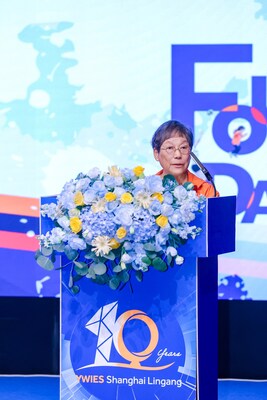 Dr Betty Chan Po-king, CEO & School Supervisor of Yew Chung Yew Wah Education Network, delivered an opening speech at the 10th anniversary celebration of YWIES Shanghai Lingang. Dr Betty Chan Po-king, CEO & School Supervisor of Yew Chung Yew Wah Education Network, delivered an opening speech at the 10th anniversary celebration of YWIES Shanghai Lingang.