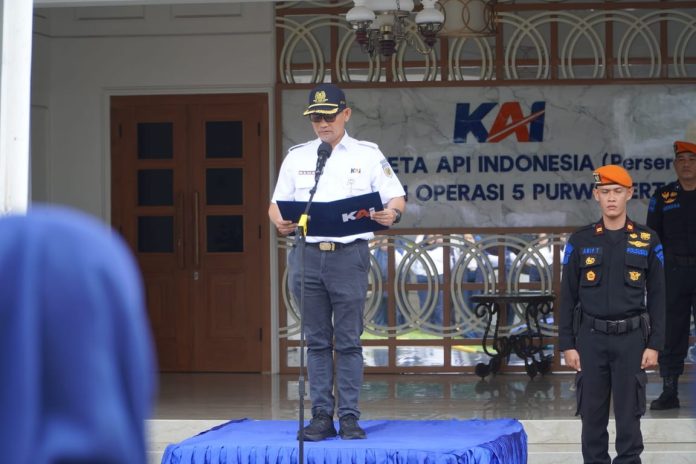 Memulai Angkutan Nataru, KAI Daop 5 Purwokerto Lakukan Apel Gelar Pasukan untuk Pelayanan Optimal
