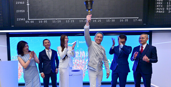 Ringing of the Bell for Leo International Precision Health AG at the Frankfurt Stock Exchange in November 2025 (Photo credit: martinjoppen.de) Ringing of the Bell for Leo International Precision Health AG at the Frankfurt Stock Exchange in November 2025 (Photo credit: martinjoppen.de)