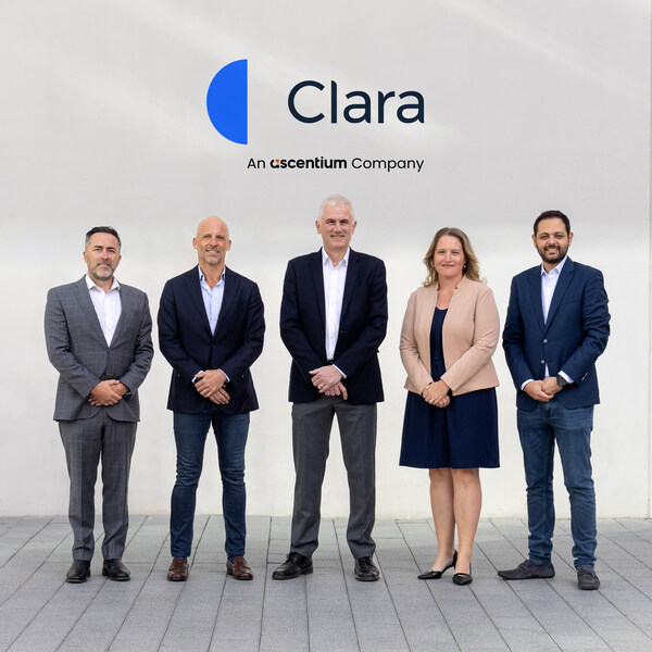 (From left to right) Lee McMahon and Patrick Rogers, Co‑Founders of Clara; Ross Munro, Chief Executive Officer of Harneys Fiduciary, An Ascentium Company; and Kathryn Burke, Managing Director of Clara, with Ahmed Arif, Co‑Founder of Clara.