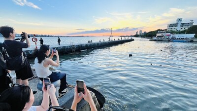 Danjiang Bridge Bridge attracts many tourists to take photos. (Image source: Organizers) Danjiang Bridge Bridge attracts many tourists to take photos. (Image source: Organizers)