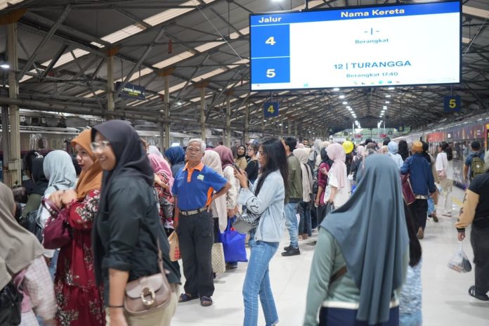 KAI Daop 2 Bandung Layani Hampir 415 Ribu Pelanggan Selama 12 Hari Angkutan Lebaran 2026