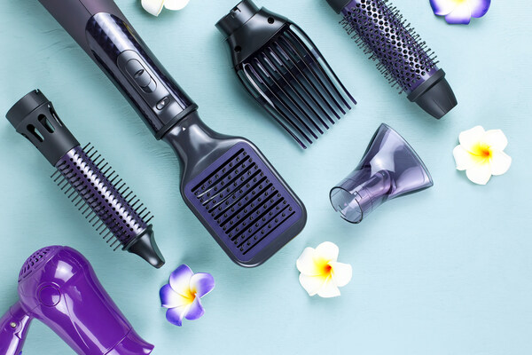 A Multi-Function Hair Styler for a Polished Look (Source: Canva)