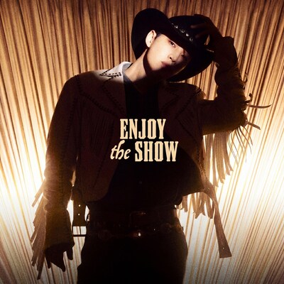 Henry Lau's Single ENJOY THE SHOW Released Globally Alongside Official MV, Staging An Ultimate Audio-Visual Feast