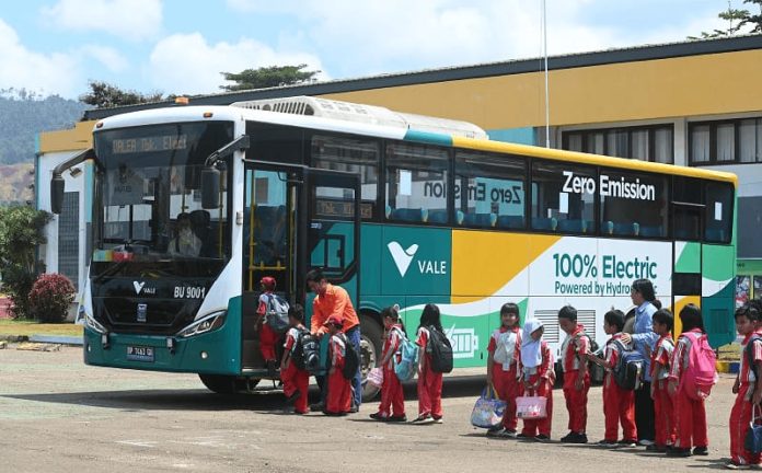 Ketika Tambang Sorowako Ikut Menyalakan Ruang Kelas