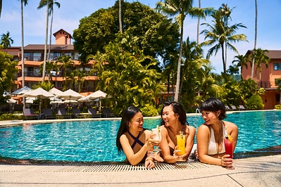 Discovering Phuket through both comfort and cuisine Discovering Phuket through both comfort and cuisine