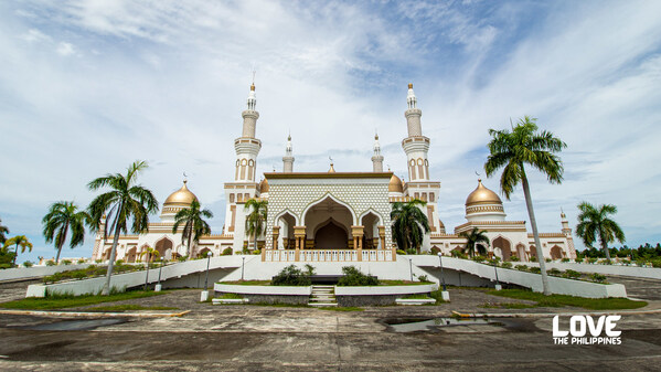 From faith-filled traditions to Muslim-friendly destinations, the Philippines is ready to welcome Muslim visitors from around the world—offering a place where faith meets genuine hospitality. Courtesy of Department of Tourism - Philippines From faith-filled traditions to Muslim-friendly destinations, the Philippines is ready to welcome Muslim visitors from around the world—offering a place where faith meets genuine hospitality. Courtesy of Department of Tourism - Philippines