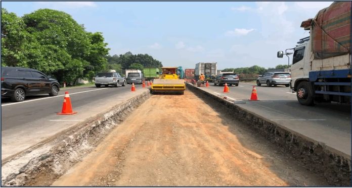 Jaga Kualitas Layanan Jalan Tol, PT JMTM Gelar Rekonstruksi Perkerasan di Sejumlah Titik Ruas Tol Cawang–Tomang–Pluit dan Jakarta–Tangerang