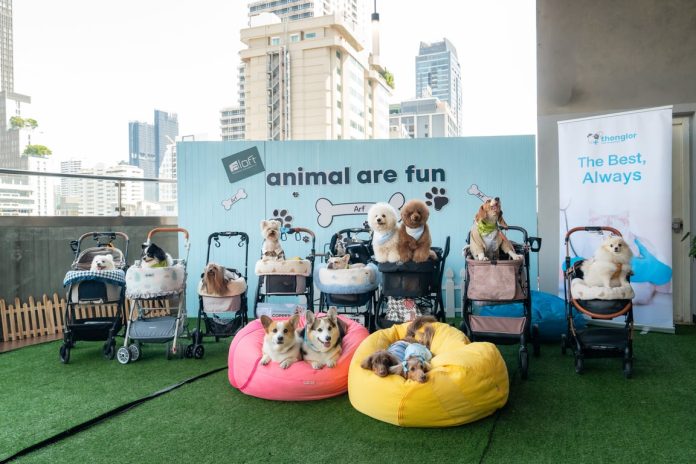 ชวนคนรักน้องหมาอิ่มอร่อยกับ Sunday Brunch & Bark ใจกลางสุขุมวิท พร้อมบุฟเฟต์สำหรับเพื่อนซี้สี่ขา