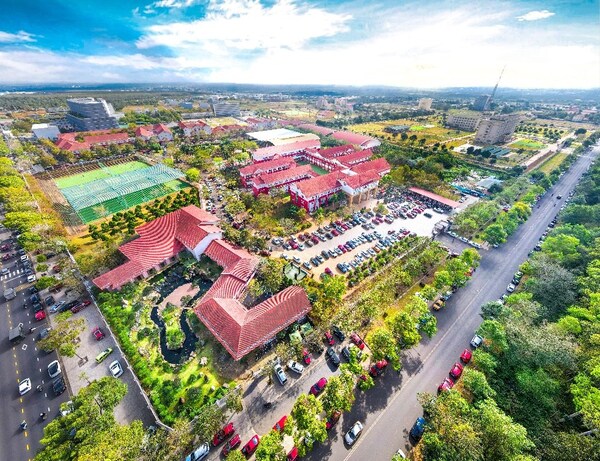 Hoang Viet School Hoang Viet School