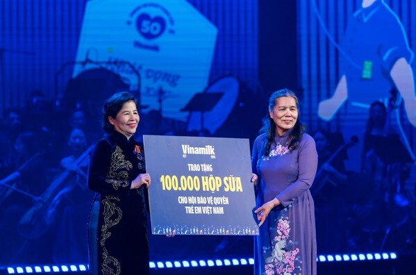 Vinamilk Donated Hundreds of Thousands of Milk Cartons to Children at Its 50th Anniversary Celebration