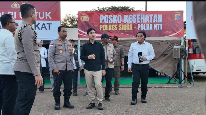 Polda NTT Dampingi Wapres Gibran dari Sekolah hingga Tenda Pengungsian, Pastikan Korban Gempa Terlayani