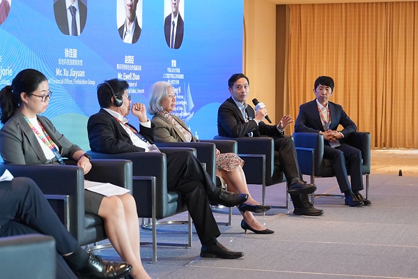 FinVolution and NUS Business School share project findings focusing on Financial Inclusion for Filipino Overseas Domestic Helpers at UN Global Compact BRI Summit