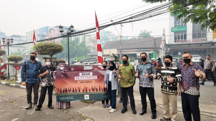 Holding Perkebunan Nusantara melalui PTPN IV Regional V Salurkan 100 Paket Bantuan bagi Masyarakat Terdampak Karhutla