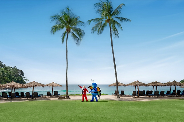Celebrate the Magic of Christmas and New Year at Phuket Marriott Resort & Spa, Merlin Beach