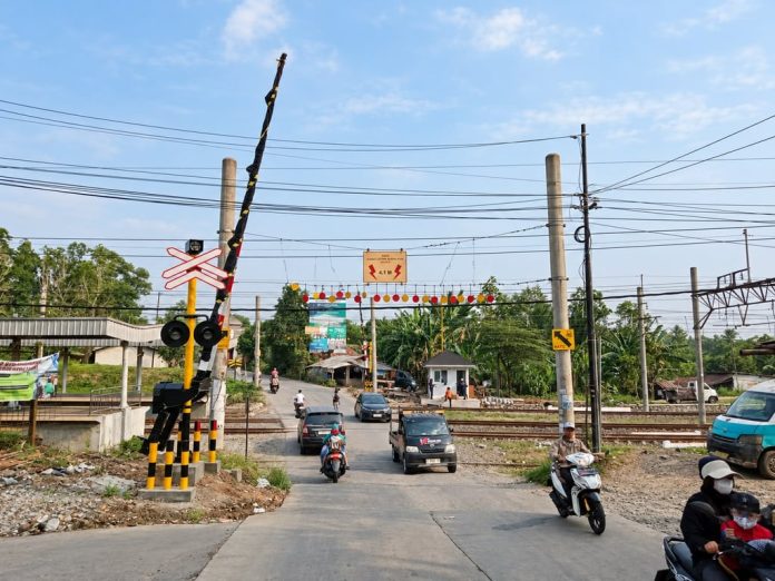Mulai 9 Oktober, KAI Daop 1 Jakarta Jaga 5 Perlintasan Sebidang di Bekasi dan Tangerang
